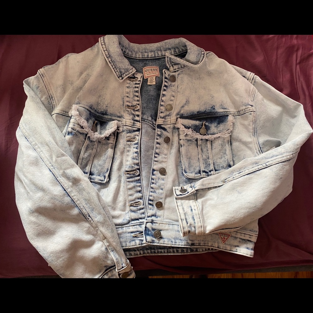 Women’s Guess acid wash denim jacket